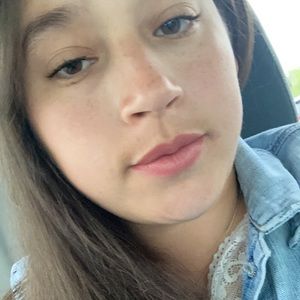 Meet your Posher, Maribel